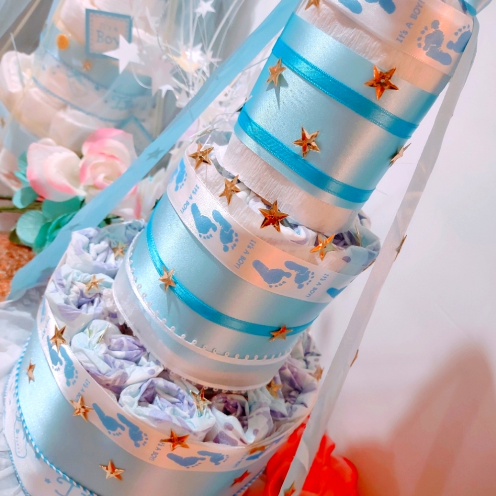 Baby diaper gift cake